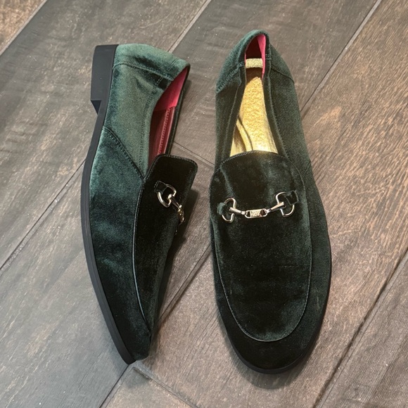 NWOB Velvet Loafers main image 15